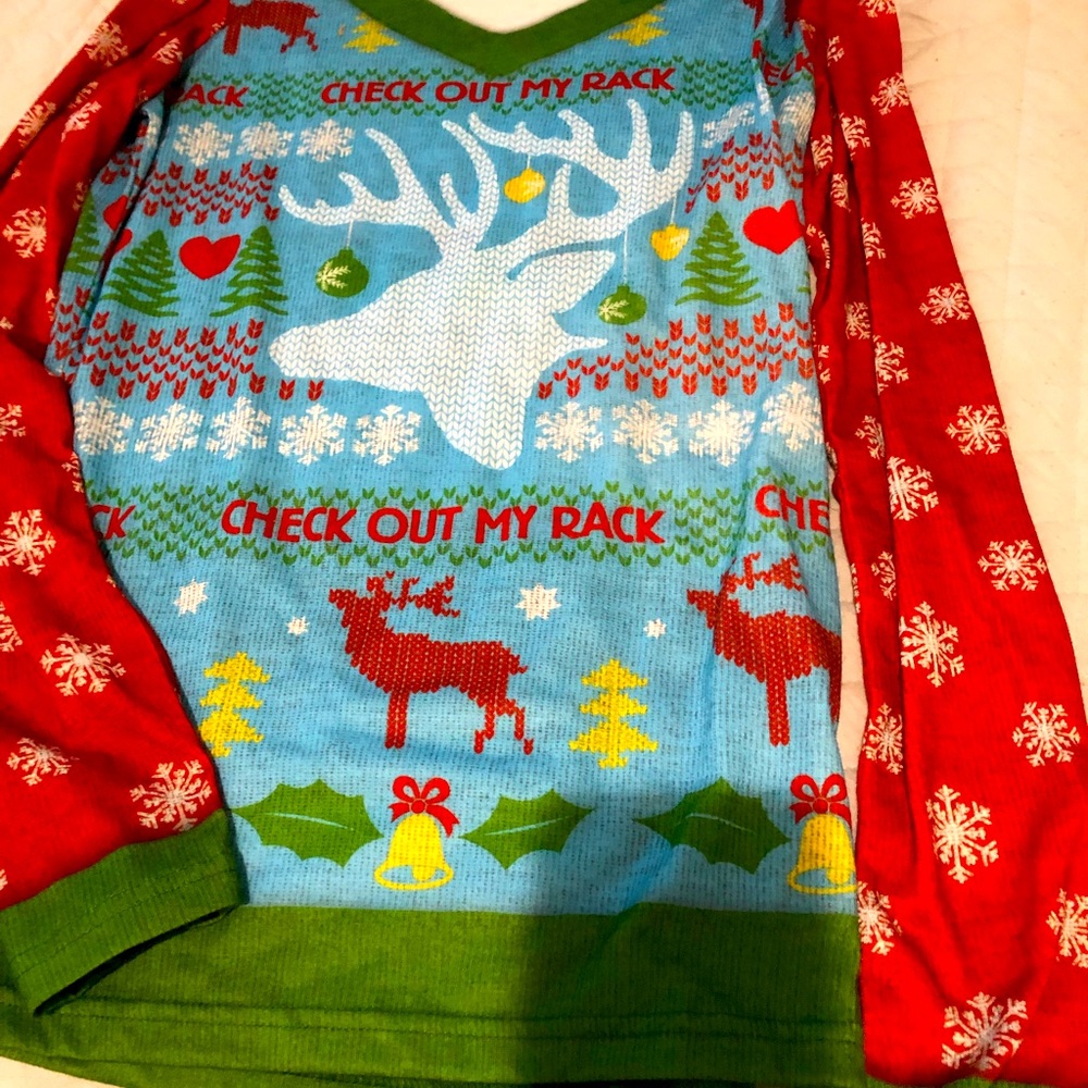 Ugly sweater t shirt Christmas - S  “Check out my rack”